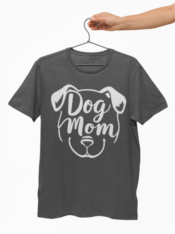 20260420134810-1f13cbf9-188f-69e8-92ae-36436483edb0.png Cute Dog Mom Graphic T-Shirt - Minimalist Pet Lover Apparel
