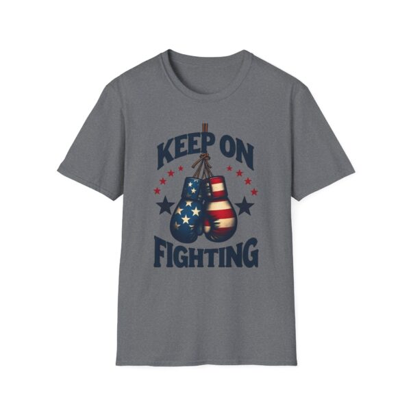 Vintage Look Boxing Gloves Keep On Fighting Patriotic T-Shirt USA Stars Stripes