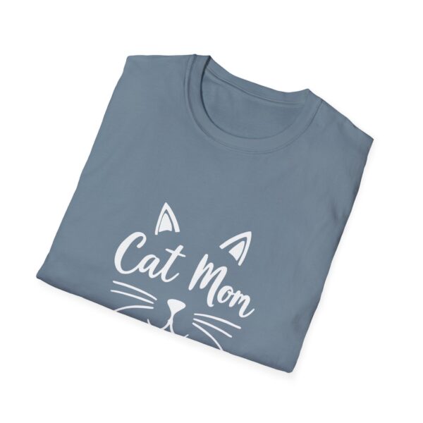 4737625017068465656_2048.jpeg Minimalist Cat Mom T-Shirt - Artistic Line Art Graphic Tee